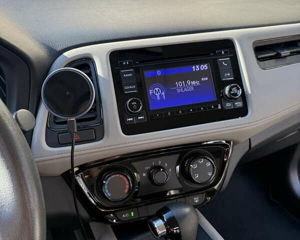 Синий Хонда ХРВ, объемом двигателя 1.8 л и пробегом 100 тыс. км за 15300 $, фото 4 на Automoto.ua