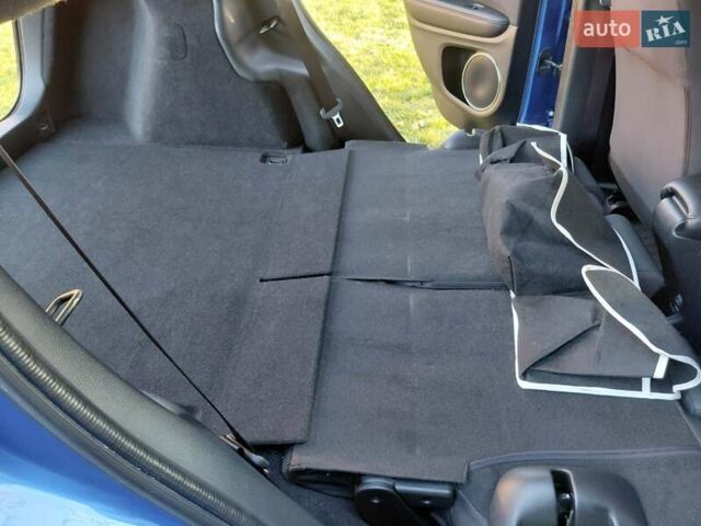 Синий Хонда ХРВ, объемом двигателя 1.5 л и пробегом 162 тыс. км за 17500 $, фото 4 на Automoto.ua