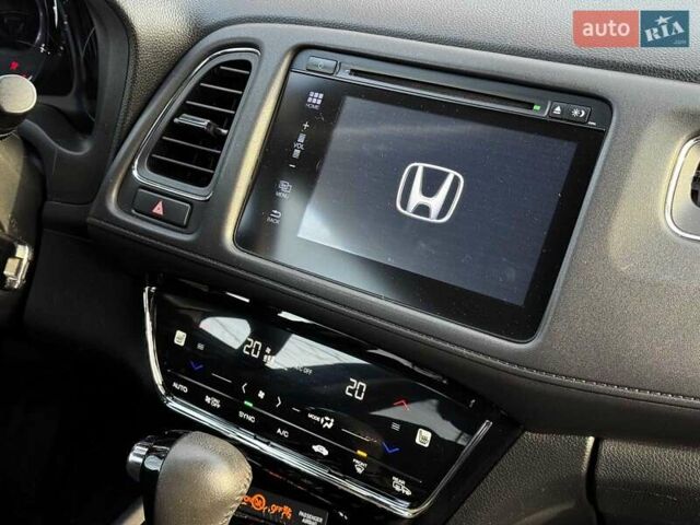 Синий Хонда ХРВ, объемом двигателя 1.5 л и пробегом 163 тыс. км за 16490 $, фото 31 на Automoto.ua