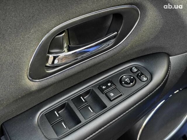 Синий Хонда ХРВ, объемом двигателя 1.5 л и пробегом 163 тыс. км за 16490 $, фото 22 на Automoto.ua