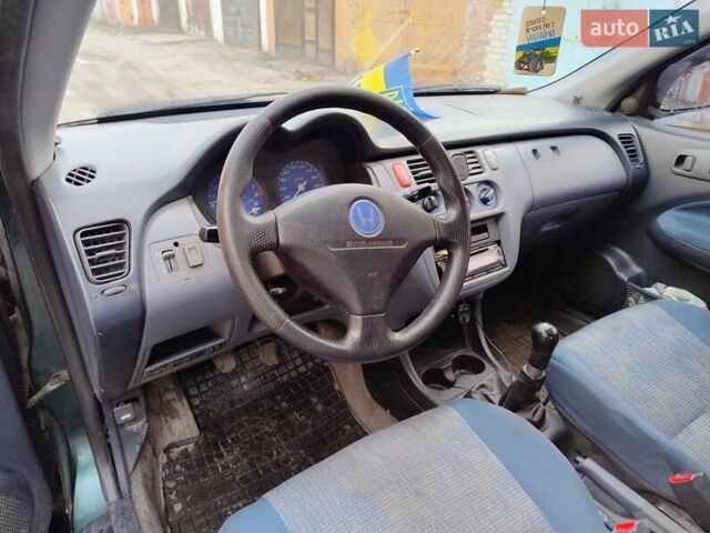 Зеленый Хонда ХРВ, объемом двигателя 1.6 л и пробегом 260 тыс. км за 3400 $, фото 14 на Automoto.ua