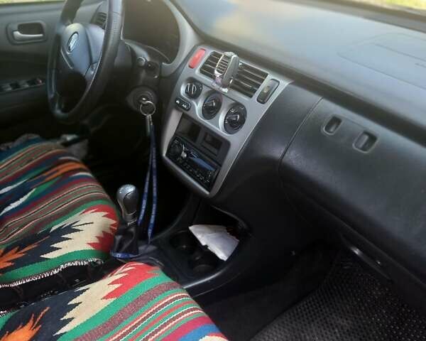 Зеленый Хонда ХРВ, объемом двигателя 1.6 л и пробегом 290 тыс. км за 5000 $, фото 1 на Automoto.ua