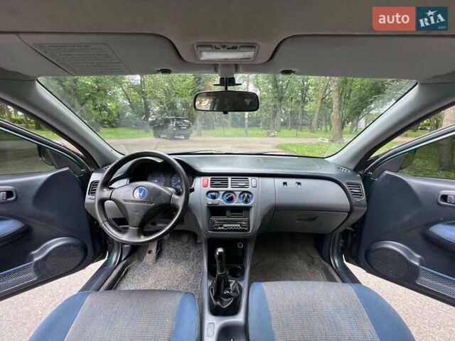 Зеленый Хонда ХРВ, объемом двигателя 0 л и пробегом 166 тыс. км за 5100 $, фото 7 на Automoto.ua