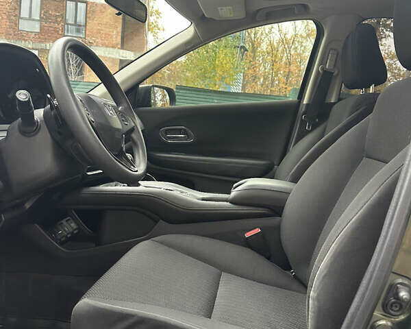 Зелений Хонда ХРВ, об'ємом двигуна 1.8 л та пробігом 190 тис. км за 14600 $, фото 6 на Automoto.ua