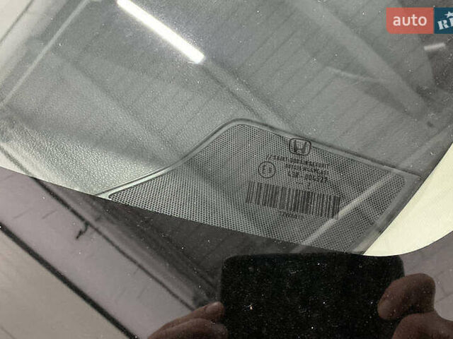 Зеленый Хонда ХРВ, объемом двигателя 0 л и пробегом 68 тыс. км за 15600 $, фото 19 на Automoto.ua
