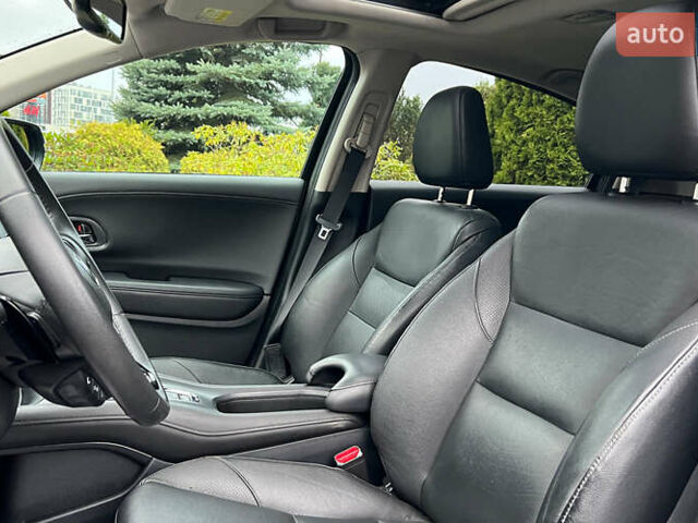 Зеленый Хонда ХРВ, объемом двигателя 1.8 л и пробегом 100 тыс. км за 18750 $, фото 8 на Automoto.ua