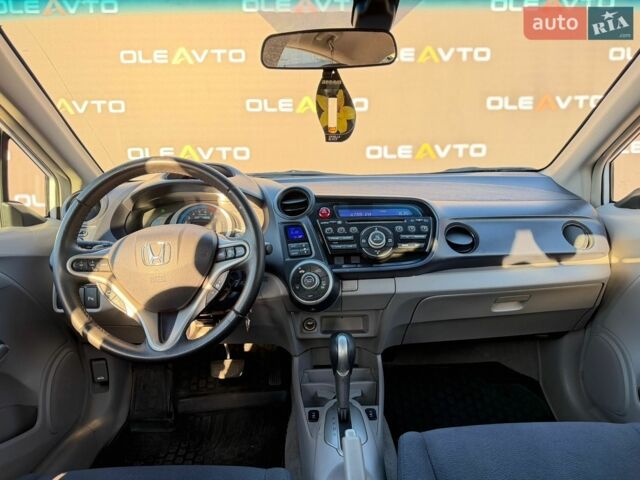 Білий Хонда Інсайт, об'ємом двигуна 1.3 л та пробігом 136 тис. км за 8000 $, фото 50 на Automoto.ua