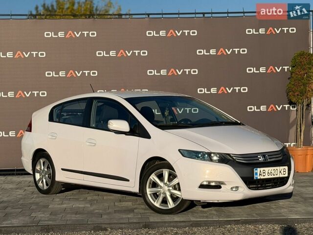 Білий Хонда Інсайт, об'ємом двигуна 1.3 л та пробігом 136 тис. км за 8000 $, фото 17 на Automoto.ua