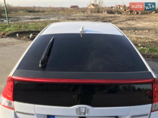 Белый Хонда Инсайт, объемом двигателя 1.3 л и пробегом 220 тыс. км за 6000 $, фото 3 на Automoto.ua