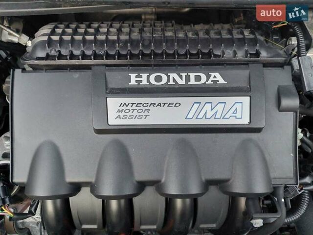 Білий Хонда Інсайт, об'ємом двигуна 1.33 л та пробігом 186 тис. км за 8777 $, фото 51 на Automoto.ua