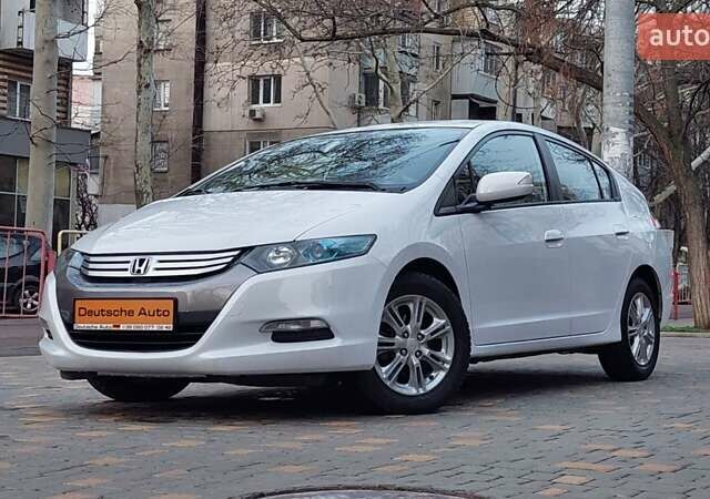 Білий Хонда Інсайт, об'ємом двигуна 1.33 л та пробігом 186 тис. км за 8777 $, фото 1 на Automoto.ua