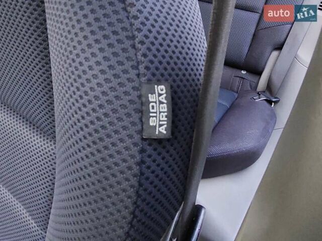 Білий Хонда Інсайт, об'ємом двигуна 1.33 л та пробігом 186 тис. км за 8777 $, фото 35 на Automoto.ua