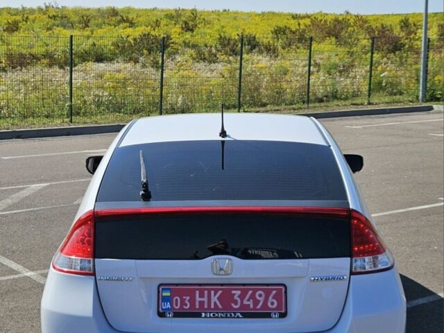 Білий Хонда Інсайт, об'ємом двигуна 1.3 л та пробігом 255 тис. км за 7000 $, фото 4 на Automoto.ua