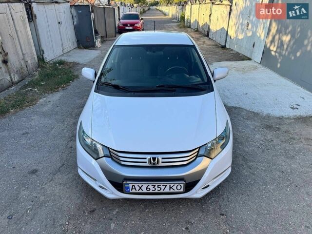 Білий Хонда Інсайт, об'ємом двигуна 1.34 л та пробігом 300 тис. км за 6800 $, фото 7 на Automoto.ua