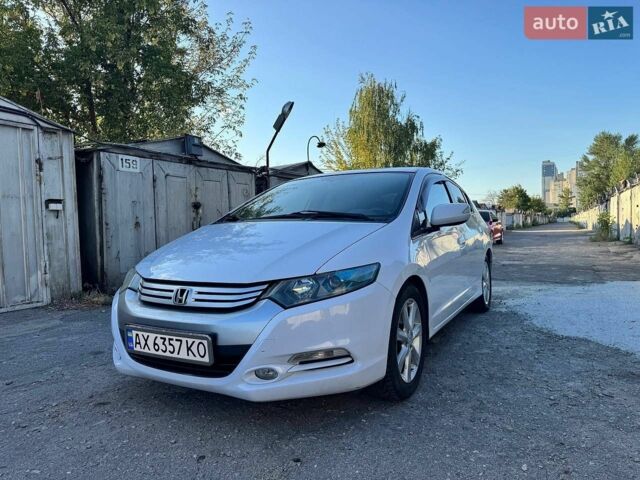 Білий Хонда Інсайт, об'ємом двигуна 1.34 л та пробігом 300 тис. км за 6800 $, фото 5 на Automoto.ua