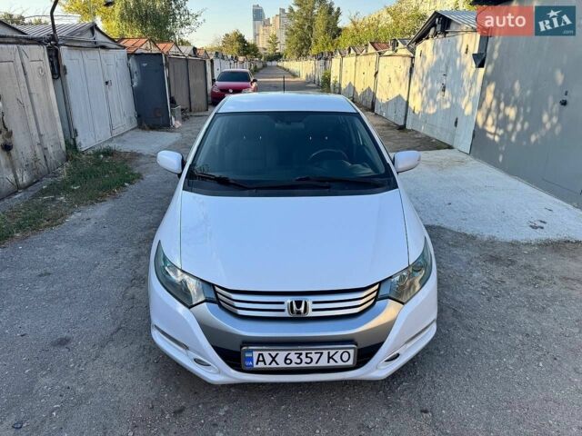 Білий Хонда Інсайт, об'ємом двигуна 1.34 л та пробігом 300 тис. км за 6800 $, фото 1 на Automoto.ua