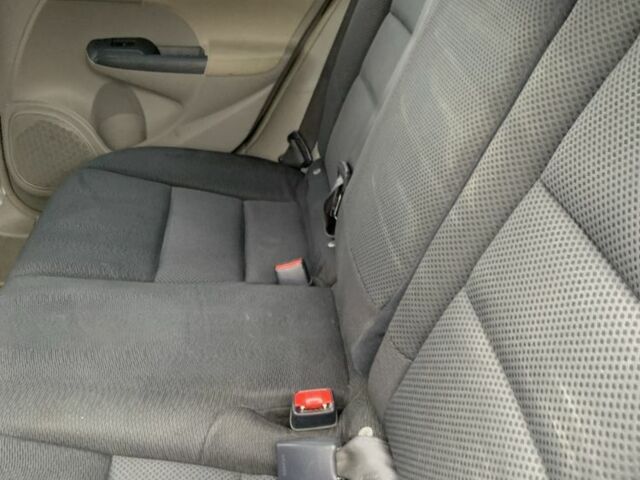 Білий Хонда Інсайт, об'ємом двигуна 1.3 л та пробігом 297 тис. км за 6600 $, фото 5 на Automoto.ua