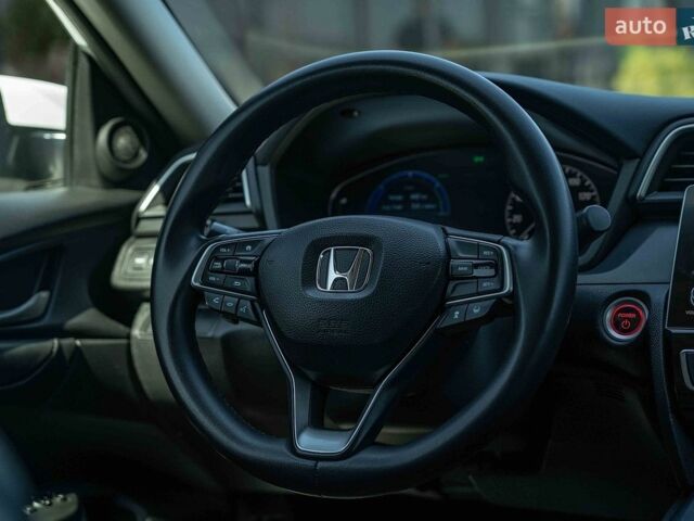 Білий Хонда Інсайт, об'ємом двигуна 1.5 л та пробігом 123 тис. км за 17900 $, фото 22 на Automoto.ua