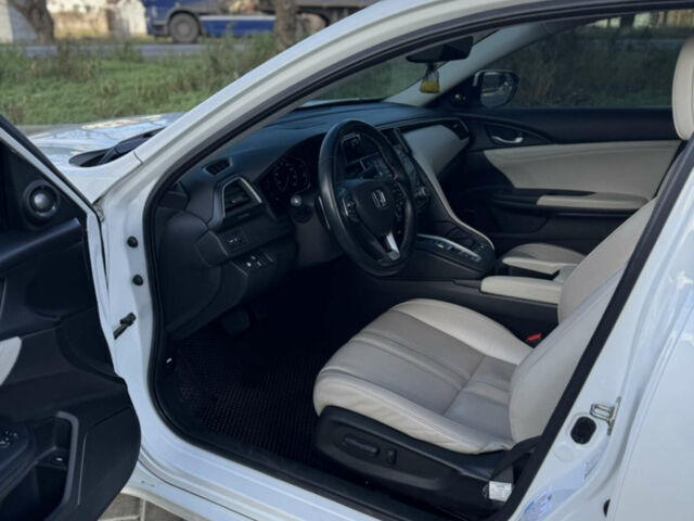 Білий Хонда Інсайт, об'ємом двигуна 1.5 л та пробігом 160 тис. км за 16700 $, фото 9 на Automoto.ua