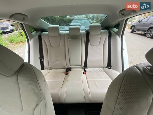 Белый Хонда Инсайт, объемом двигателя 1.5 л и пробегом 84 тыс. км за 18500 $, фото 13 на Automoto.ua