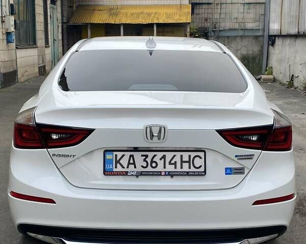 Белый Хонда Инсайт, объемом двигателя 1.5 л и пробегом 84 тыс. км за 18500 $, фото 7 на Automoto.ua
