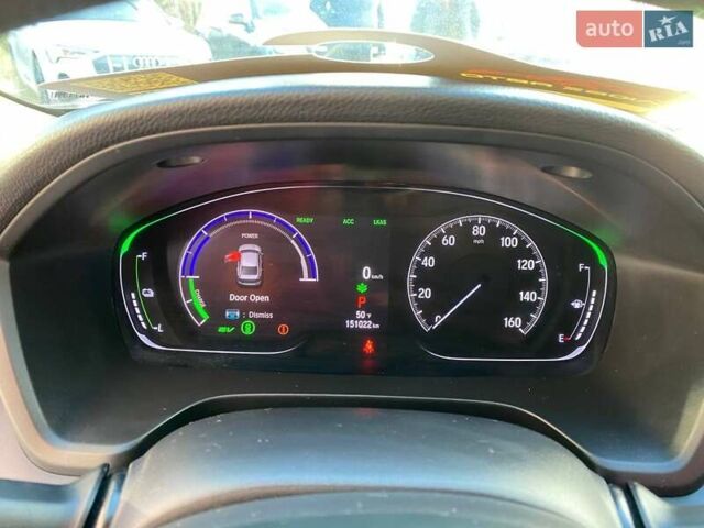 Белый Хонда Инсайт, объемом двигателя 1.5 л и пробегом 150 тыс. км за 16400 $, фото 15 на Automoto.ua