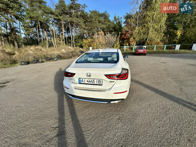 Белый Хонда Инсайт, объемом двигателя 1.5 л и пробегом 75 тыс. км за 17700 $, фото 6 на Automoto.ua
