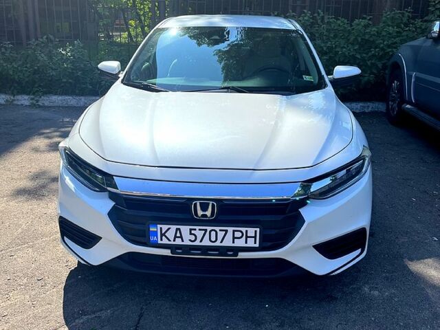 Белый Хонда Инсайт, объемом двигателя 1.5 л и пробегом 150 тыс. км за 17500 $, фото 4 на Automoto.ua