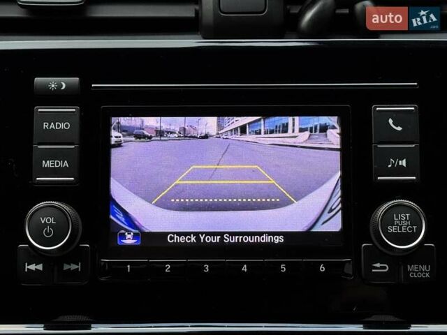 Белый Хонда Инсайт, объемом двигателя 1.5 л и пробегом 123 тыс. км за 15000 $, фото 29 на Automoto.ua