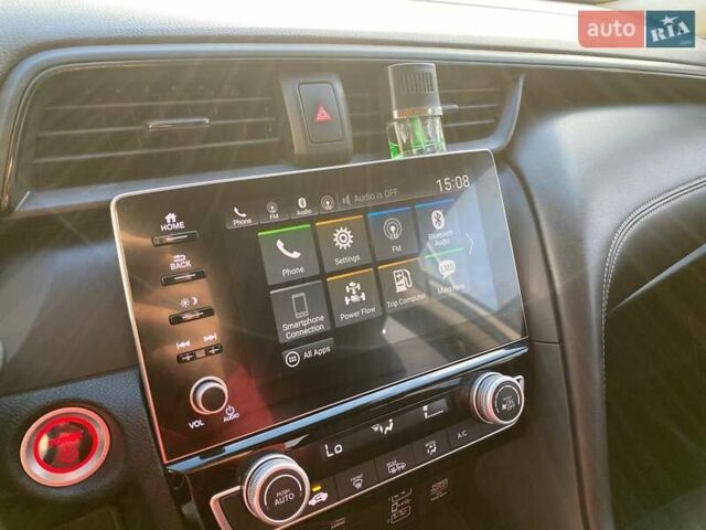 Белый Хонда Инсайт, объемом двигателя 1.5 л и пробегом 150 тыс. км за 16400 $, фото 16 на Automoto.ua