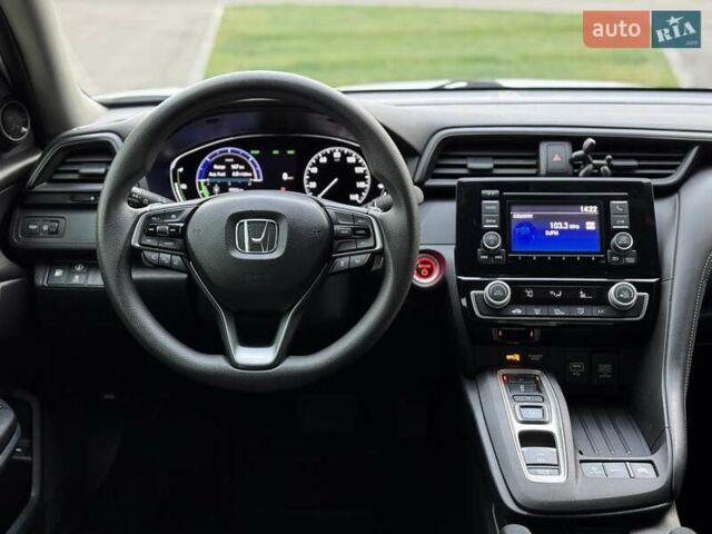 Белый Хонда Инсайт, объемом двигателя 1.5 л и пробегом 123 тыс. км за 15000 $, фото 17 на Automoto.ua