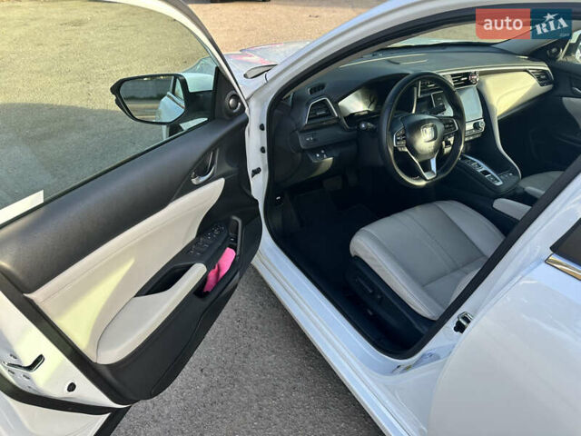 Белый Хонда Инсайт, объемом двигателя 1.5 л и пробегом 75 тыс. км за 17700 $, фото 11 на Automoto.ua
