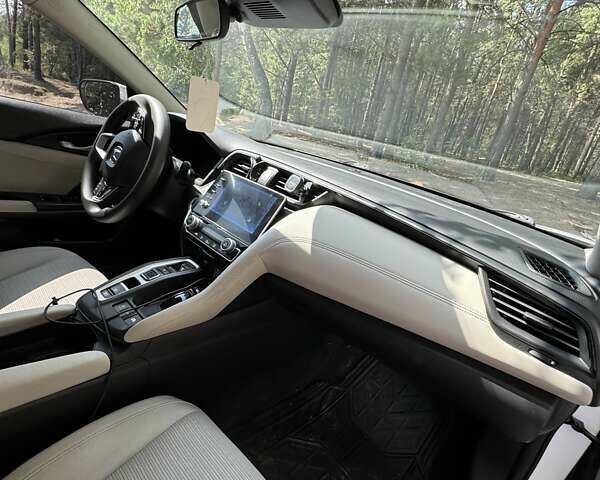 Білий Хонда Інсайт, об'ємом двигуна 1.5 л та пробігом 150 тис. км за 16000 $, фото 55 на Automoto.ua