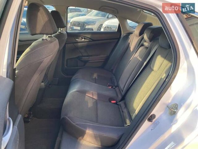 Белый Хонда Инсайт, объемом двигателя 1.5 л и пробегом 150 тыс. км за 16400 $, фото 21 на Automoto.ua