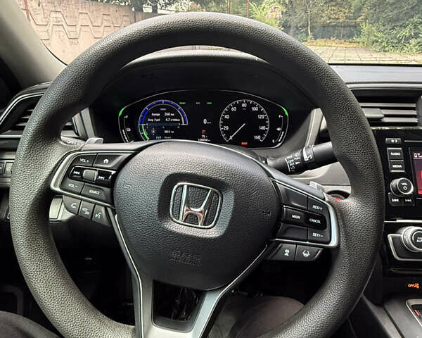 Хонда Инсайт 2018 в Днепре (Днепропетровске) на Automoto.ua Белый Хонда Инсайт, объемом двигателя 1.5 л и пробегом 121 тыс. км за 16000 $, фото 8 на Automoto.ua