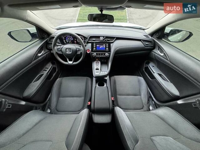 Белый Хонда Инсайт, объемом двигателя 1.5 л и пробегом 123 тыс. км за 15000 $, фото 15 на Automoto.ua