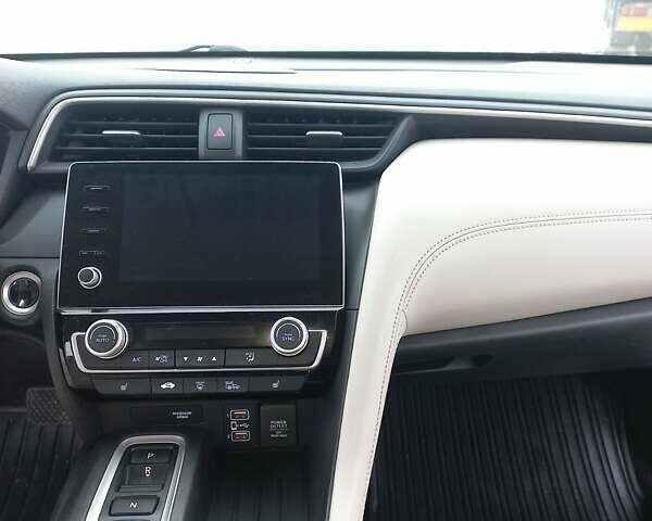 Білий Хонда Інсайт, об'ємом двигуна 1.5 л та пробігом 210 тис. км за 16800 $, фото 8 на Automoto.ua