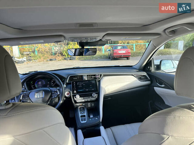 Белый Хонда Инсайт, объемом двигателя 1.5 л и пробегом 75 тыс. км за 17700 $, фото 3 на Automoto.ua
