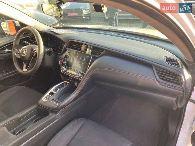 Белый Хонда Инсайт, объемом двигателя 1.5 л и пробегом 150 тыс. км за 16400 $, фото 8 на Automoto.ua