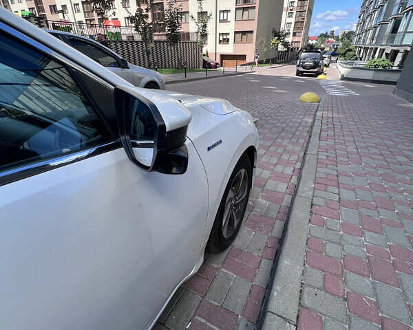 Белый Хонда Инсайт, объемом двигателя 1.5 л и пробегом 110 тыс. км за 18999 $, фото 11 на Automoto.ua