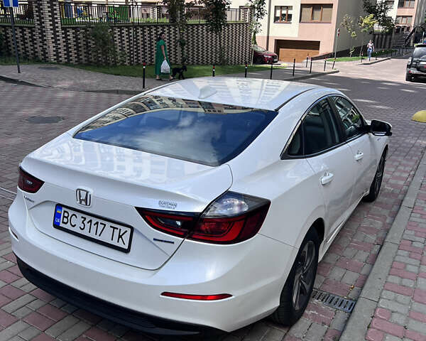 Белый Хонда Инсайт, объемом двигателя 1.5 л и пробегом 110 тыс. км за 18999 $, фото 4 на Automoto.ua