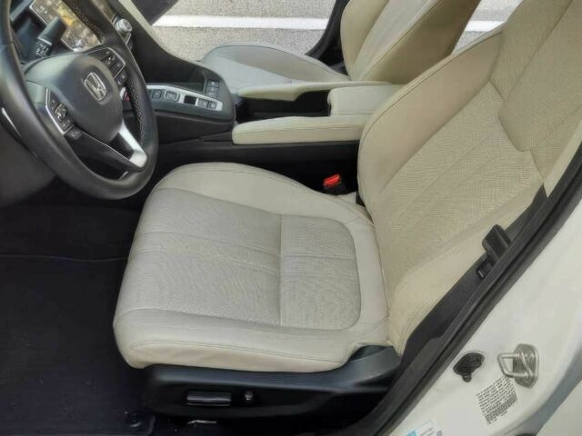 Белый Хонда Инсайт, объемом двигателя 1.5 л и пробегом 44 тыс. км за 4300 $, фото 7 на Automoto.ua