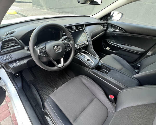 Белый Хонда Инсайт, объемом двигателя 1.5 л и пробегом 110 тыс. км за 18999 $, фото 9 на Automoto.ua