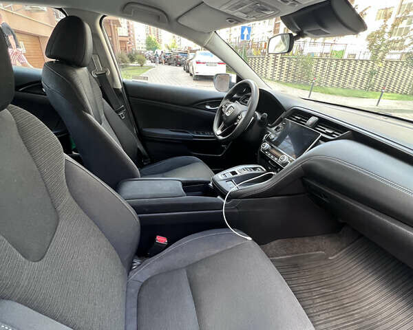 Белый Хонда Инсайт, объемом двигателя 1.5 л и пробегом 110 тыс. км за 18999 $, фото 12 на Automoto.ua