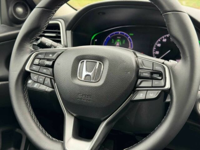 Белый Хонда Инсайт, объемом двигателя 1.5 л и пробегом 30 тыс. км за 4300 $, фото 5 на Automoto.ua