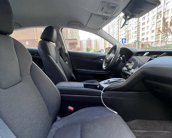 Белый Хонда Инсайт, объемом двигателя 1.5 л и пробегом 110 тыс. км за 18999 $, фото 19 на Automoto.ua