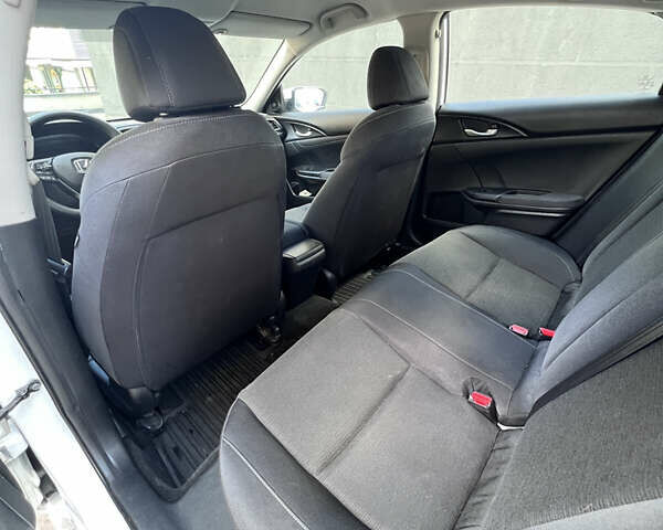 Белый Хонда Инсайт, объемом двигателя 1.5 л и пробегом 110 тыс. км за 18999 $, фото 10 на Automoto.ua