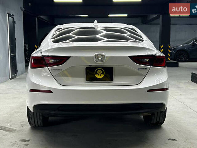 Белый Хонда Инсайт, объемом двигателя 1.5 л и пробегом 105 тыс. км за 18500 $, фото 4 на Automoto.ua