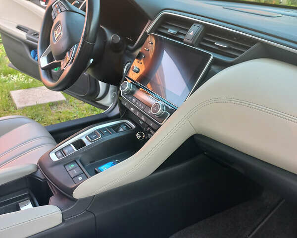 Білий Хонда Інсайт, об'ємом двигуна 1.5 л та пробігом 72 тис. км за 23000 $, фото 38 на Automoto.ua