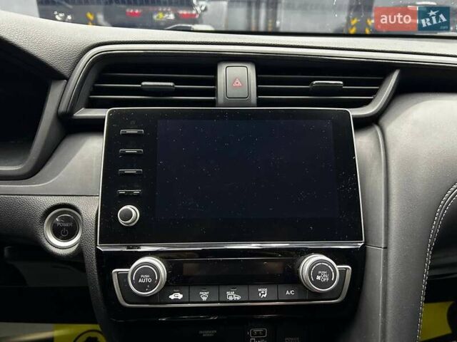 Белый Хонда Инсайт, объемом двигателя 1.5 л и пробегом 105 тыс. км за 18500 $, фото 11 на Automoto.ua